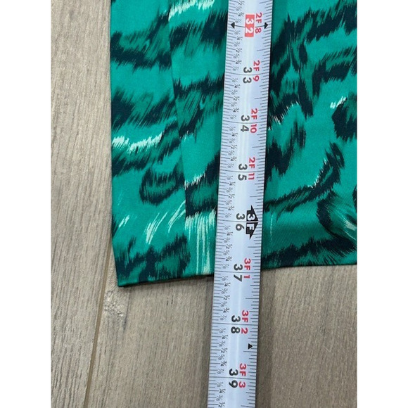 Diane Von Furstenberg Women's Oletta Tiger Faux Wrap Dress Green Black Size 2 - Picture 12 of 12